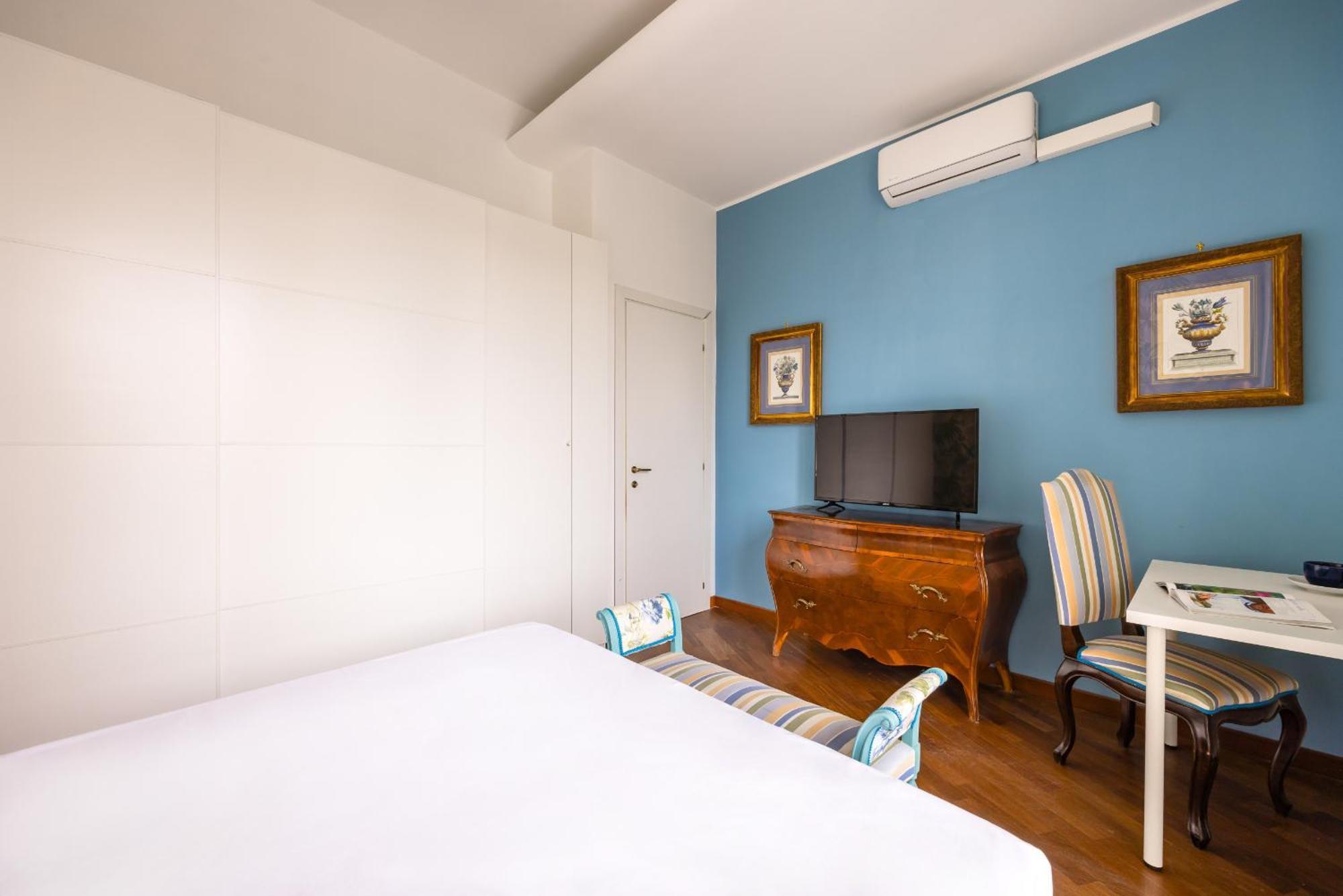 City Soul Apartment Blue Наполи Екстериор снимка